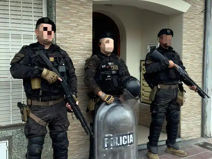 Detienen a un hombre tras agredir y amenazar con un arma de fuego a su ex pareja