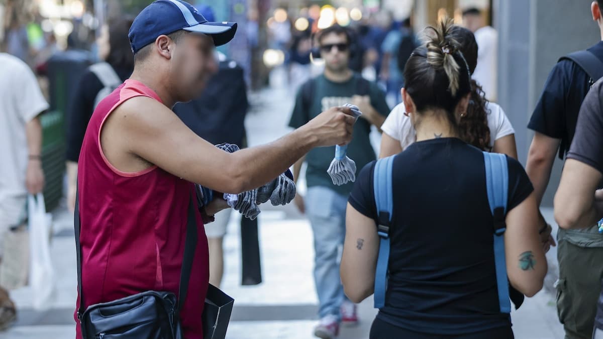 La informalidad sigue en aumento: ya hay 9 millones de personas trabajando “en negro”
