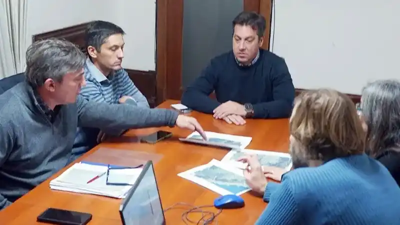 Rojas analizó obras hidráulicas tras las inundaciones y buscan mejorar el escurrimiento en Necochea