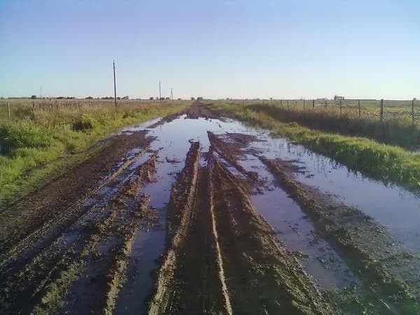 Intransitables: Situación crítica en los caminos rurales de Necochea