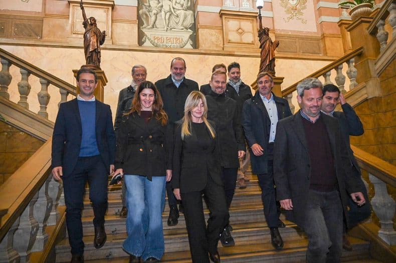 Un grupo de intendentes busca consolidarse como la cuarta fuerza del peronismo bonaerense