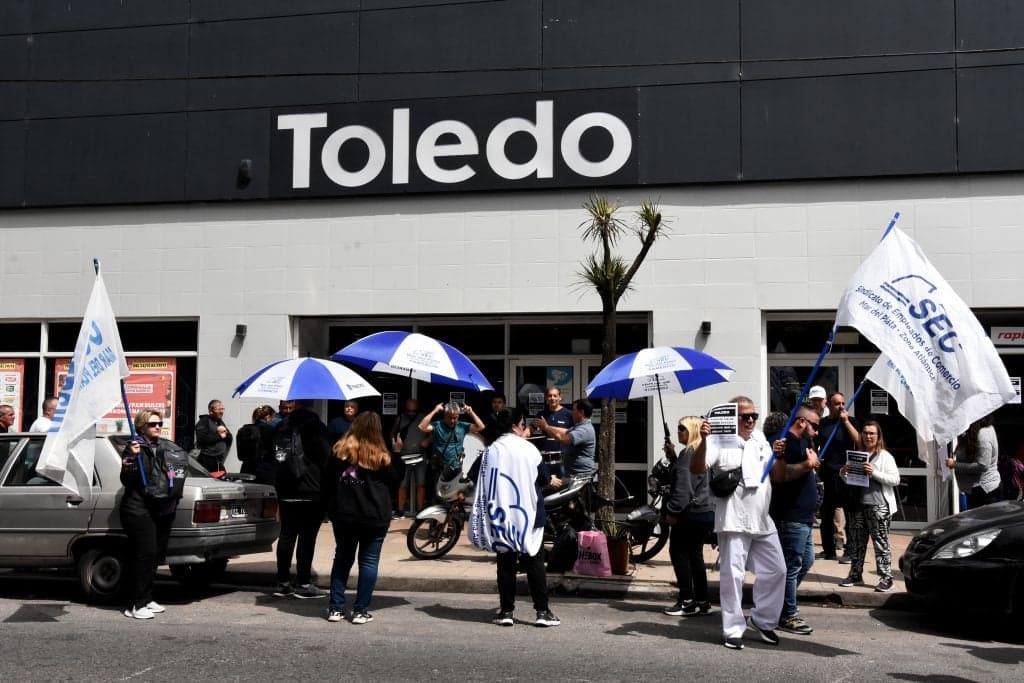 Toledo pagó solo el 40 por ciento de los salarios y el gremio quedó en alerta