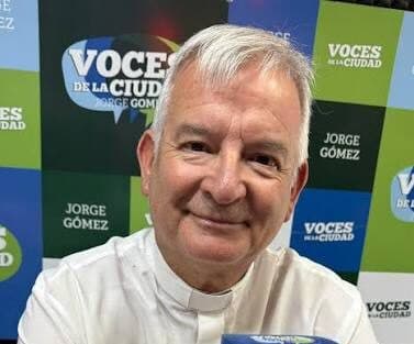 El padre Alejandro Martínez cuestionó la ordenanza contra cuidacoches: “Denles una oportunidad”