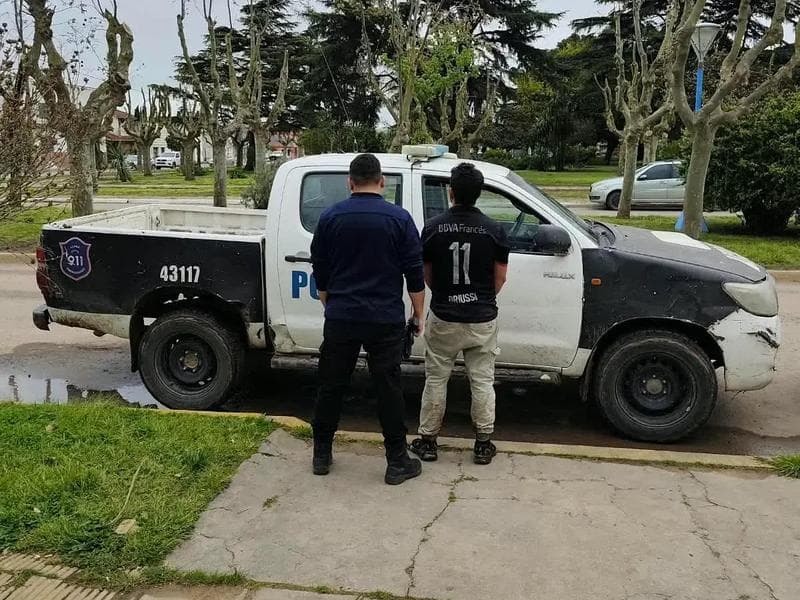 Quedó detenido el hombre que ingresó armado a una escuela en Claraz