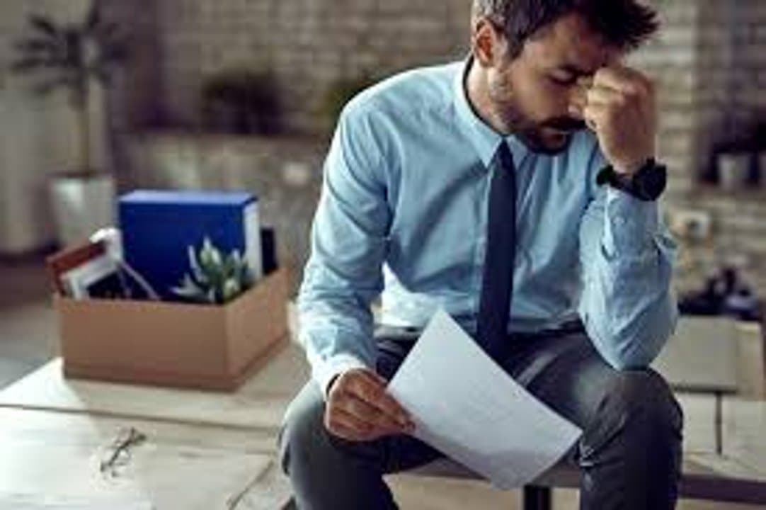 Crece el desempleo registrado: casi 30 por ciento más de trabajadores comenzaron a cobrar el seguro