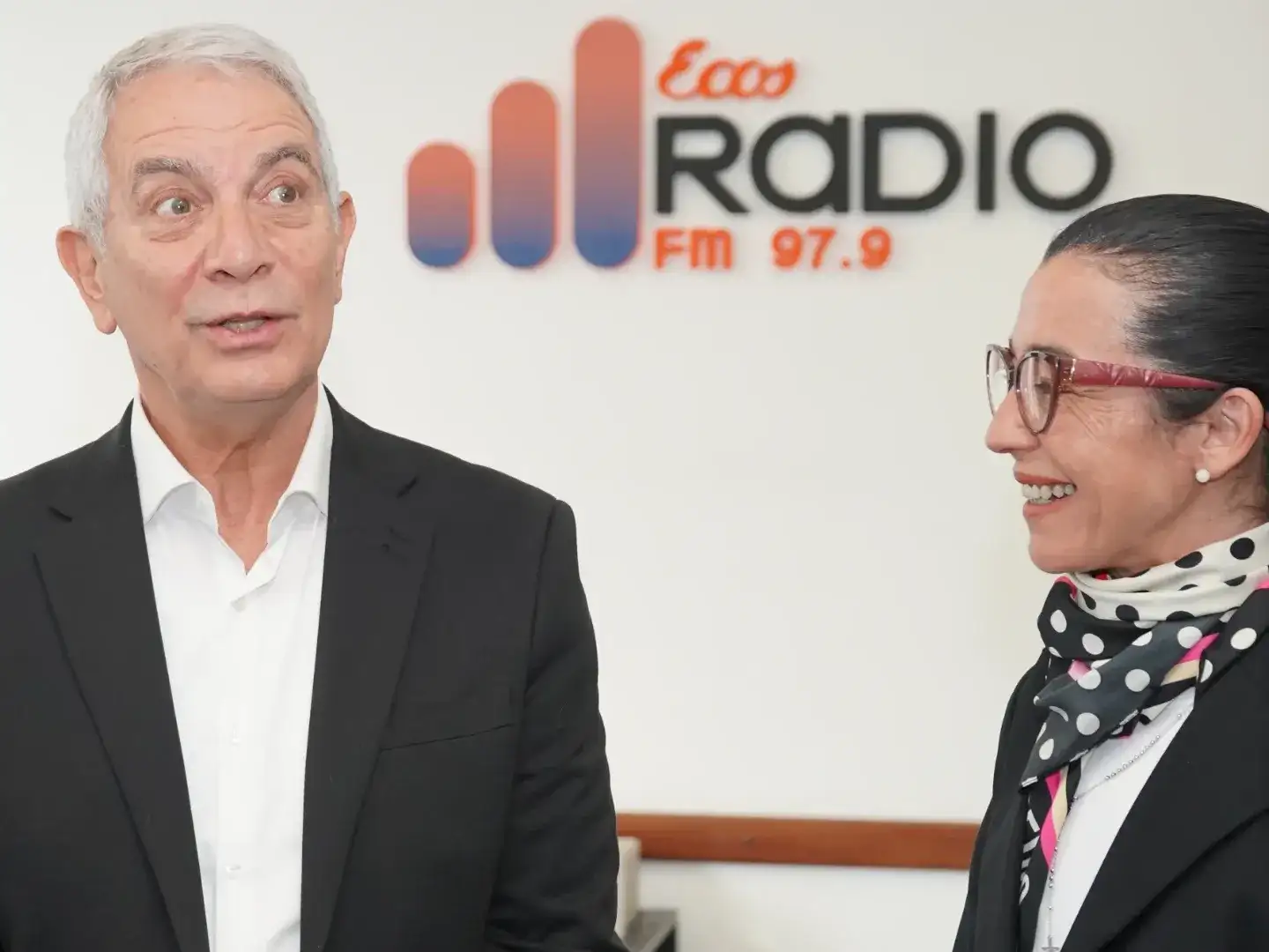 Fuerte respaldo de Julio Alak a Andrea Cáceres: “Tiene un enorme presente y un futuro todavía más grande”