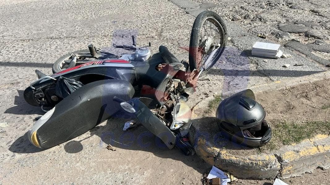 Dos heridos en choque de motos en 75 y 64