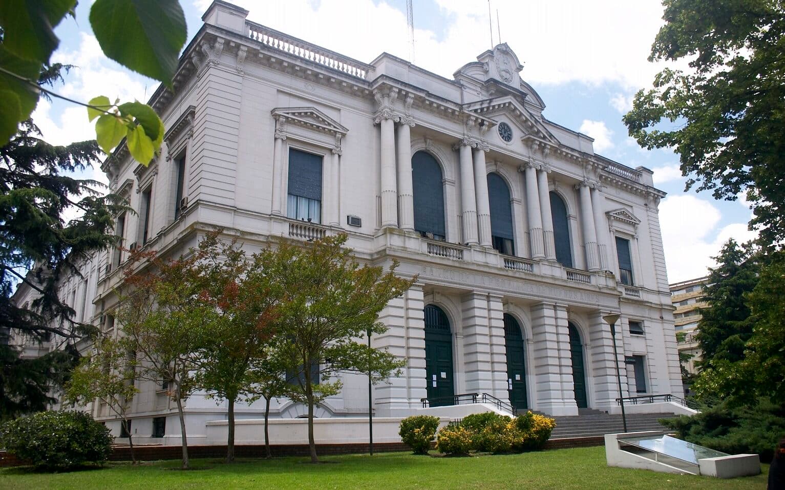 Impulsan un proyecto para que el Banco Provincia garantice alquileres a estudiantes del interior