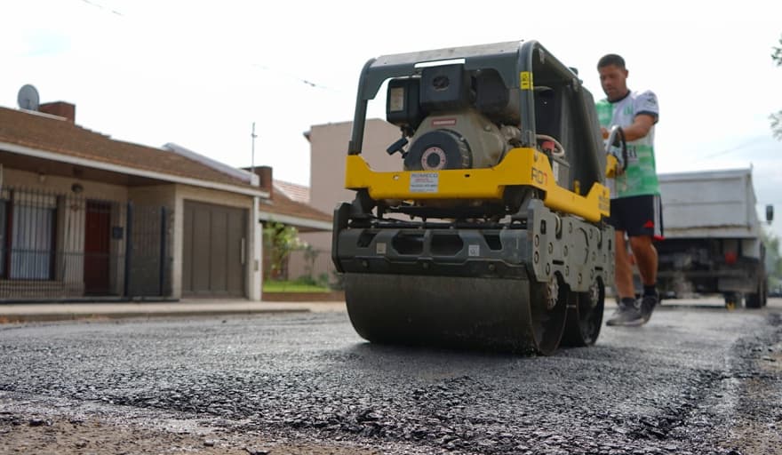 Licitan obras de iluminación LED y bacheo por mas de 600 millones de pesos